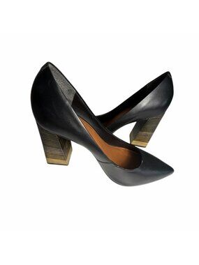 Velez Black Leather Pointed-Toe Smooth Leather Pump in Black Sz 36